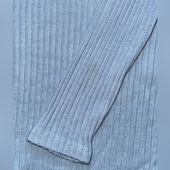 Reformation Valeria Turtleneck Crop Top - Picture 6 of 6